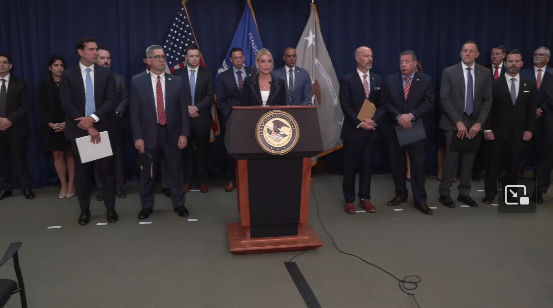 Conferencia de funcionarios de Estados Unidos sobre la audiencia de Ismael “El Mayo” Zambada en Nueva York.