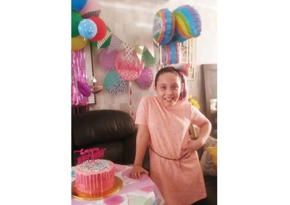 Ximena Sánchez López, feliz en su cumpleaños.
