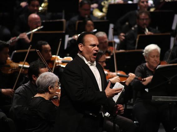 $!El tenor José Manuel Chu durante su participación.