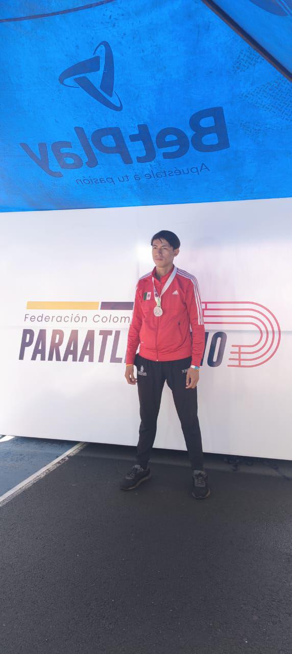 $!Escuinapense Arturo Moreno gana plata en el Grand Prix de Para Atletismo en Cali