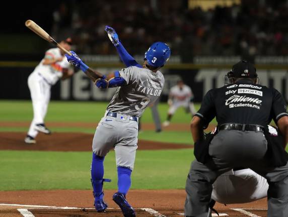 Yaquis derrota a Hermosillo en su parque.