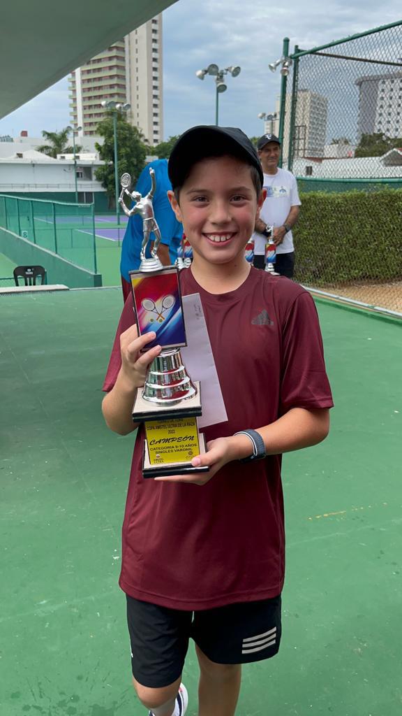 $!Jerónimo Velazco fue el campeón en la categoría 9-10 años.