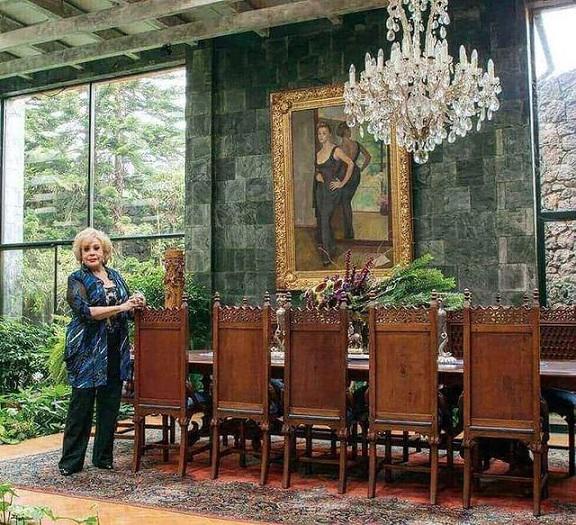 $!Silvia Pinal es dada de alta del hospital