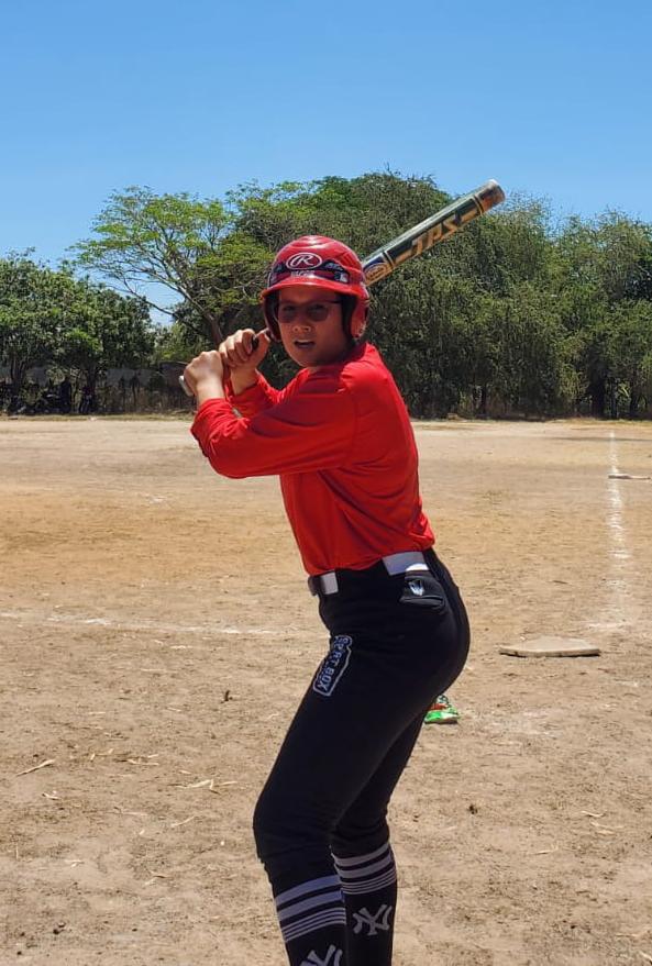 $!Rojas de Villa Unión enfrían a Agua Caliente en Liga de Softbol Femenil Campesina