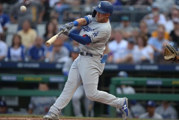 Justin Turner se destapa con cinco hits. (Foto: @LosDodgers)