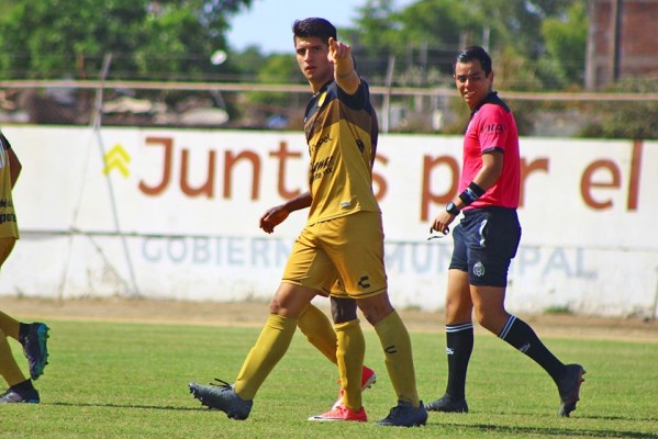 Kevin Verduzco busca seguir creciendo como jugador.