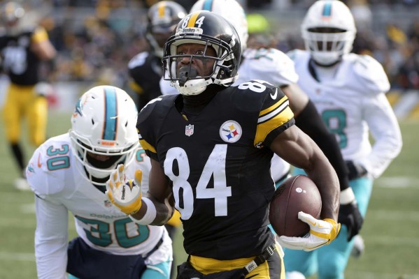 Tomlin critica a Brown por video en medios sociales