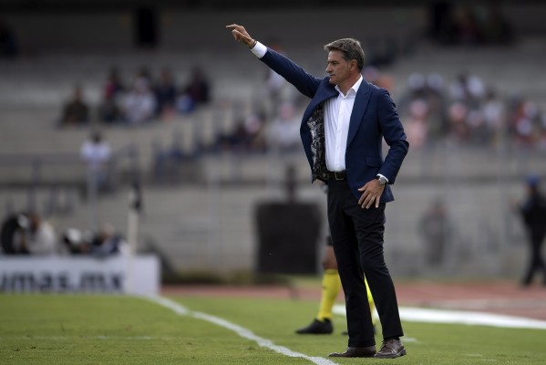 Pumas tiene en la mira a Bruno Marioni y Hernán Cristante para sustituir a Míchel