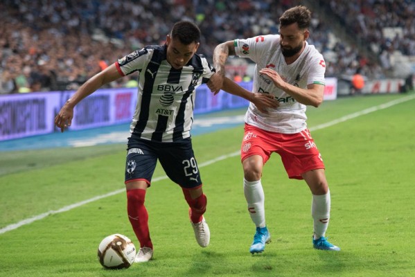 Rayados lleva ventaja de 2-1 ante Necaxa.