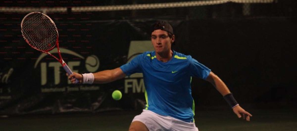 Avanza Luis Patiño a la semifinal de la Gira Celsia Futures 2016 de Colombia