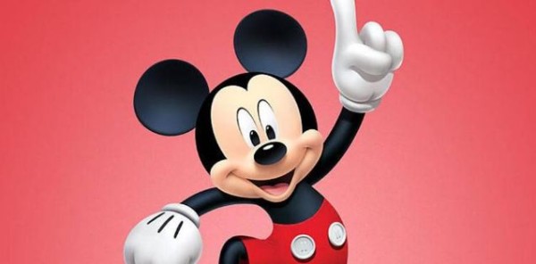 Mickey Mouse cumple 92 años y se vuelve viral polémico cómic