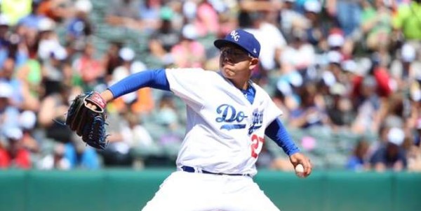 Es oficial, Julio Urías abre este jueves por los Dodgers en San Francisco