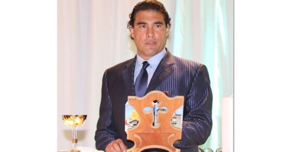 Eduardo Yáñez pide disculpas en Twitter
