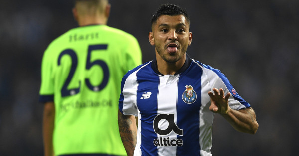 Jesús Tecatito Corona interesa al Inter, Sevilla y Valencia.