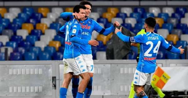 Lozano y el Napoli vencen al Parma. Foto: Twitter @sscnapoli