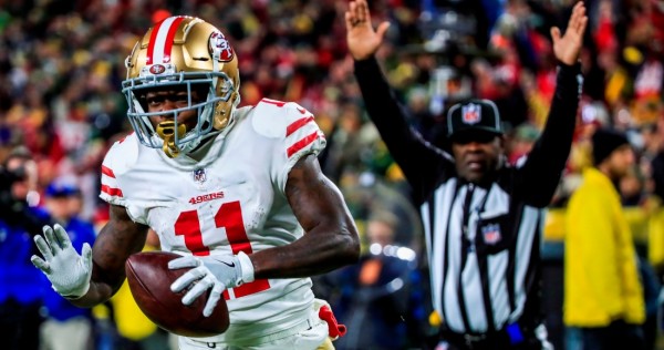 En la imagen un registro de Marquise Goodwin al actuar para los 49ers de San Francisco y quien es el nuevo receptor abierto de los Eagles de Filadelfia.
