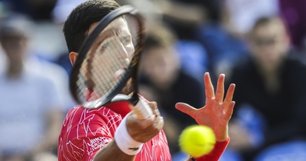 Además de Djokovic, todos los miembros de la familia del tenista que lo acompañaron en Zadar se hicieron el test y están a la espera de los resultados.