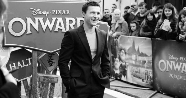 Tom Holland asegura que rechazó una oferta para participar en el remake de Volver al Futuro