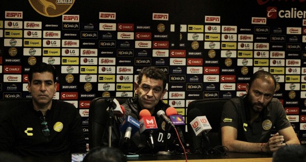 Los números no respaldan a David Patiño.