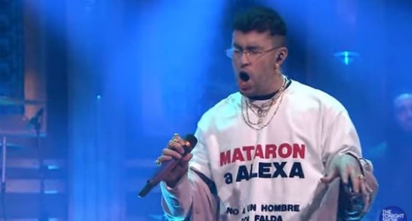 Bad Bunny promueve su reciente disco.