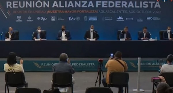 Gobernadores que piden más no han comprobado todo el dinero federal que recibieron en 2018