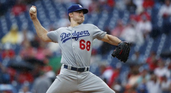 Dodgers colocan a Stripling en la lista de lesionados