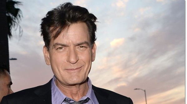 Charlie Sheen, ¿compró robot sexual?