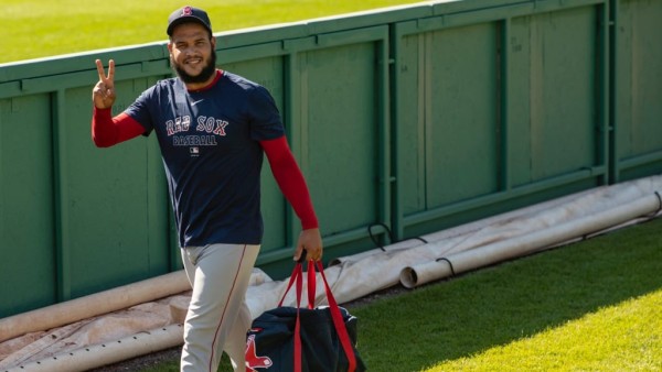 Eduardo Rodríguez está listo para buscar ayudar a los Medias Rojas de Boston.