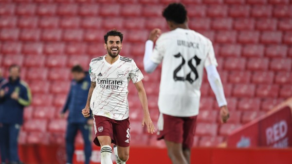 Arsenal se tomó revancha por la derrota sufrida ante Liverpool el fin de semana en la Premier. (Twitter @Arsenal)