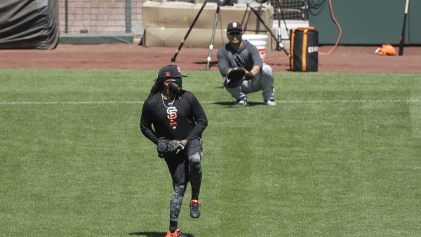 Johnny Cueto en gran forma luego entrenar en República Dominicana