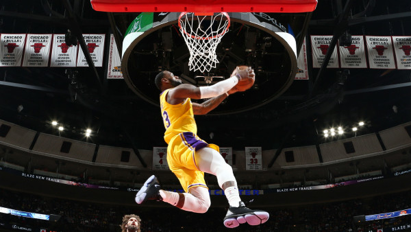 LeBron James sigue liderando las votaciones para el Juego de Estrellas de la NBA