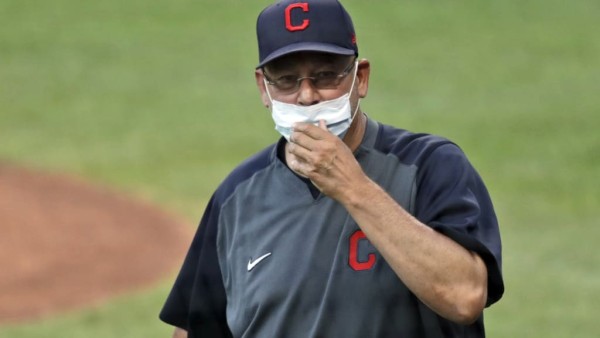 Terry Francona, a ausentarse más de los Indios de Cleveland