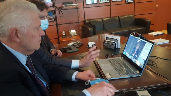Carlos Padilla Becerra en la videollamada con el presidente del COI.