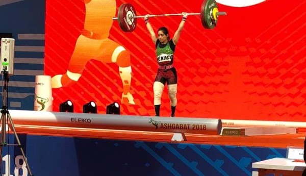 Sinaloense Andrea de la Herrán compite en el Campeonato Mundial de Halterofilia