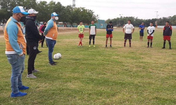 Más de 60 muchachos fueron observados en la segunda visoría.