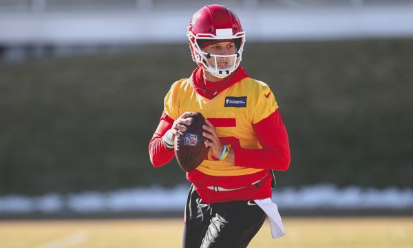 Patrick Mahomes y Tom Brady se enfrentarán el 7 de febrero en el Super Bowl.
