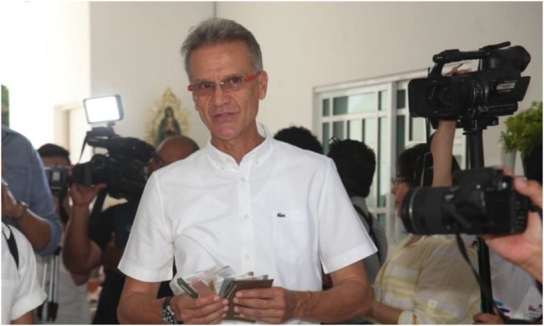 Carlos Felton González, ex alcalde de Mazatlán.