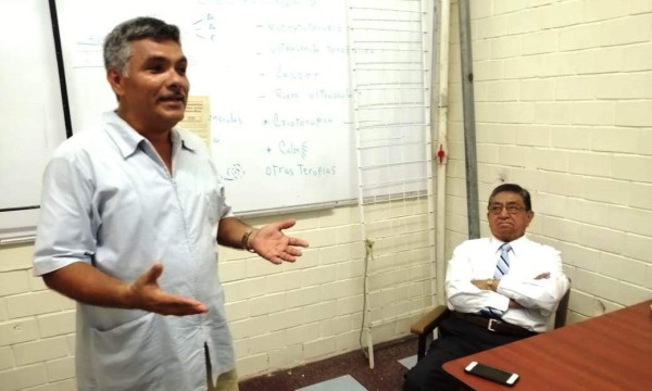 El doctor Epifanio Castañeda Labra da los pormenores del Congreso de Medicina del Deporte 2019.