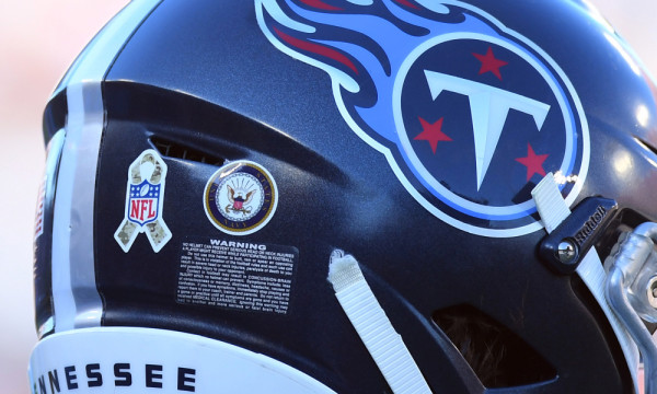 Los Titans revelaron ocho casos positivos de Covid-19 entre jugadores y y cinco miembros de su personal. 8Twitter @Titans)