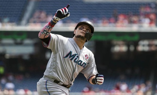 Miguel Rojas dio el hit que acabó con las aspiraciones de los Mets.