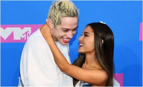 Alerta en NY por mensaje suicida de Pete Davidson, ex de Ariana Grande