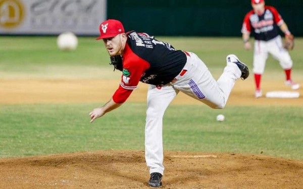 Casey Harman renueva un año más con Venados de Mazatlán.