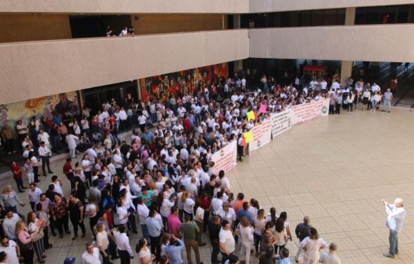 Gobierno estatal destina $1,700 millones en sueldos y materiales, y para inversión solo $876 millones