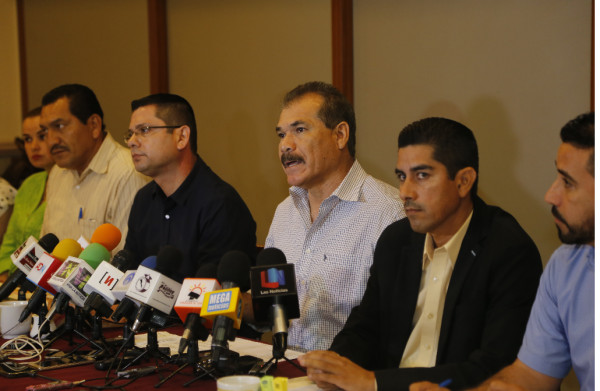 Gabriel Ballardo Valdez, Secretario General del STASE, advierte que el sindicato es inoperable.