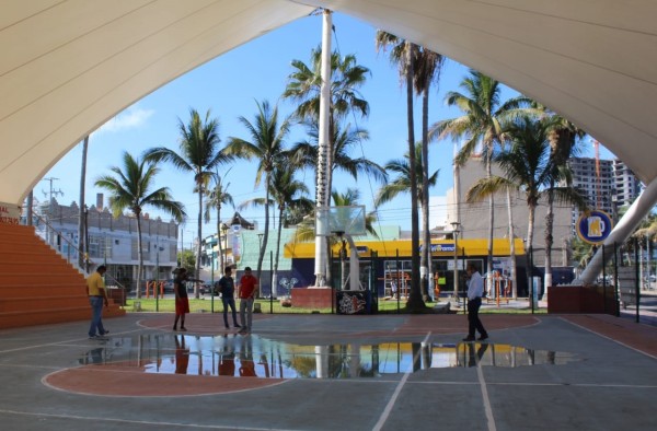 La cancha tendrá tres etapas de remodelación.