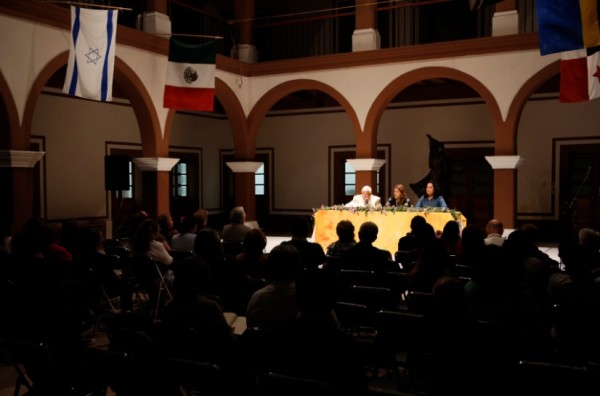 Rosy Paláu, durante la presentación del libro.