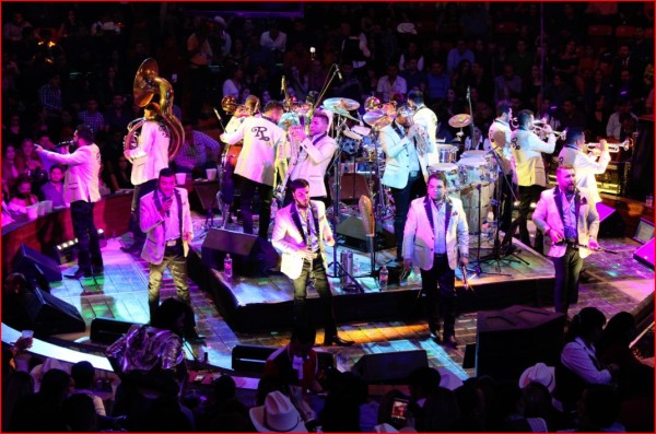 Banda El Recodo revive sus 'raíces'