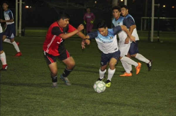 Anglo Moderno no cede terreno en la Juvenil B