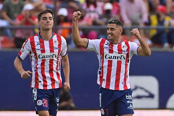 San Luis sigue con su buena racha, vence 2-0 a Pumas
