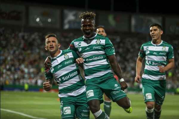 Santos viene de atrás y va a Semifinales en la Concachampions